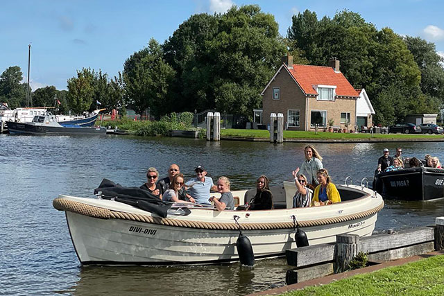 sloepvaren start bij Zeilschool Uitgeestermeer